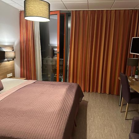 Hotel Efcannos Vechelde Exteriér fotografie